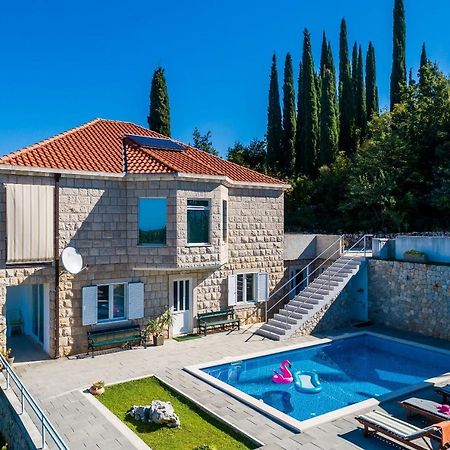 Villa Oasis Cypress Čilipi Dış mekan fotoğraf