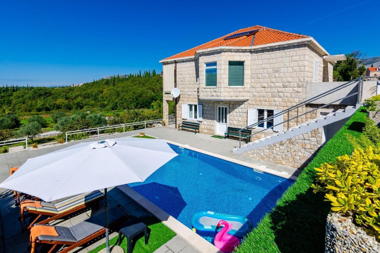 Villa Oasis Cypress Čilipi Dış mekan fotoğraf