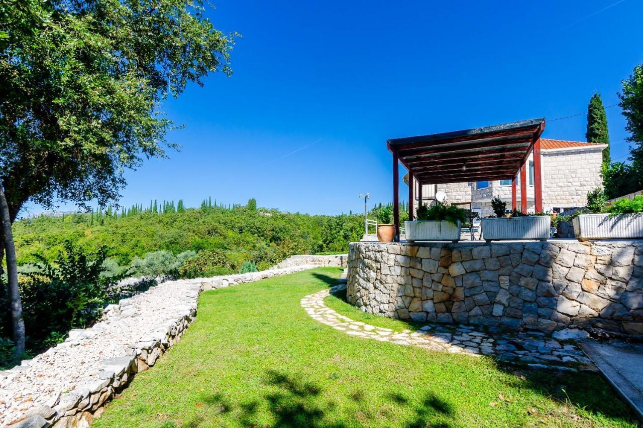 Villa Oasis Cypress Čilipi Dış mekan fotoğraf